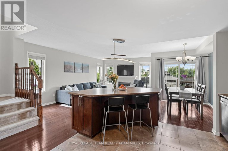 28591916/1543-carronbridge-circle/emerald-meadowstrailwest/ottawa/ontario/K2M0G8_13