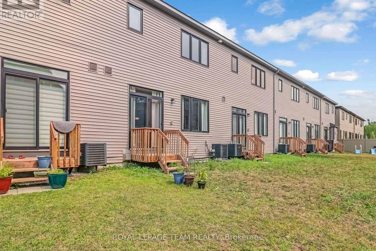 28695778/522-branch-street/hearts-desire/ottawa/ontario/K2J6P3_29