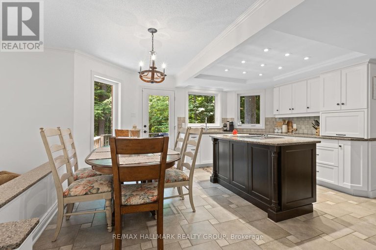 28509464/6431-clingin-lane/manotick-south-to-roger-stevens/ottawa/ontario/K4M1B3_11