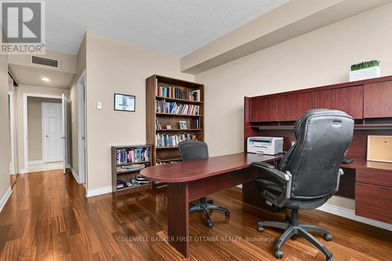 29474230/2702-1480-riverside-drive/riverview-park/ottawa/ontario/K1G5H2_25