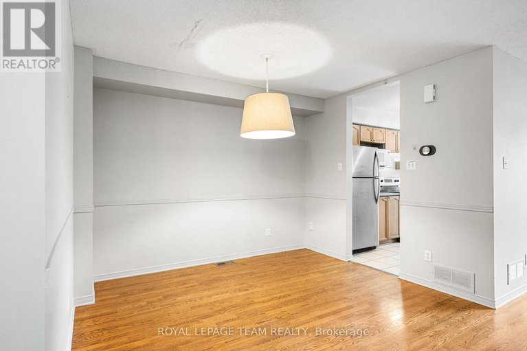 28620820/156-claridge-drive/longfields/ottawa/ontario/K2J5G9_7