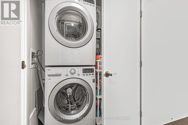 28239729/304-22-perkins-street/west-centre-town/ottawa/ontario/K1R7G5_22