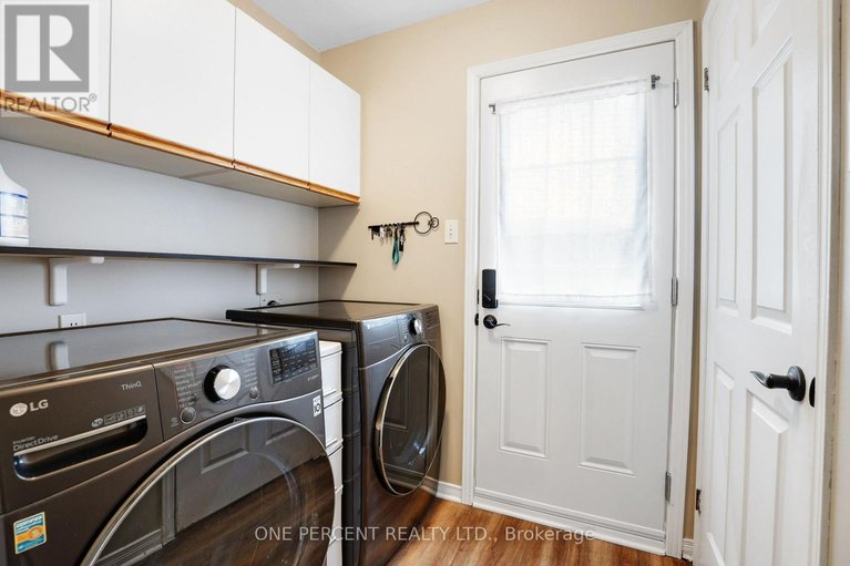 29612741/1570-champneuf-drive/chateauneuf/ottawa/ontario/K1C6B5_24