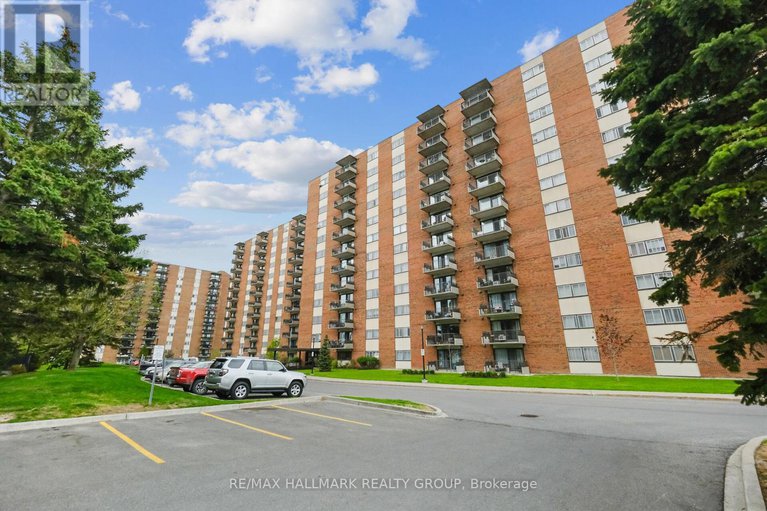 28316774/307-1485-baseline-road/copeland-park/ottawa/ontario/K2C3L8_1
