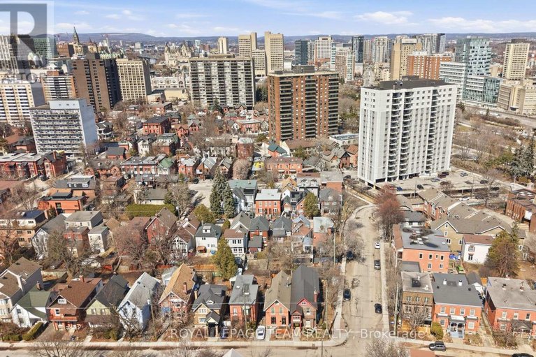29685321/8-lewis-street/ottawa-centregolden-triangle/ottawa/ontario/K2P0S3_34