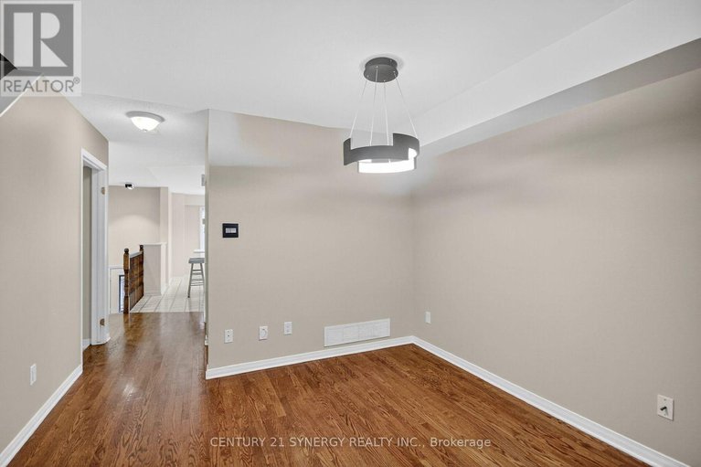 29074489/21-scout-street/central-park/ottawa/ontario/K2C4B9_24