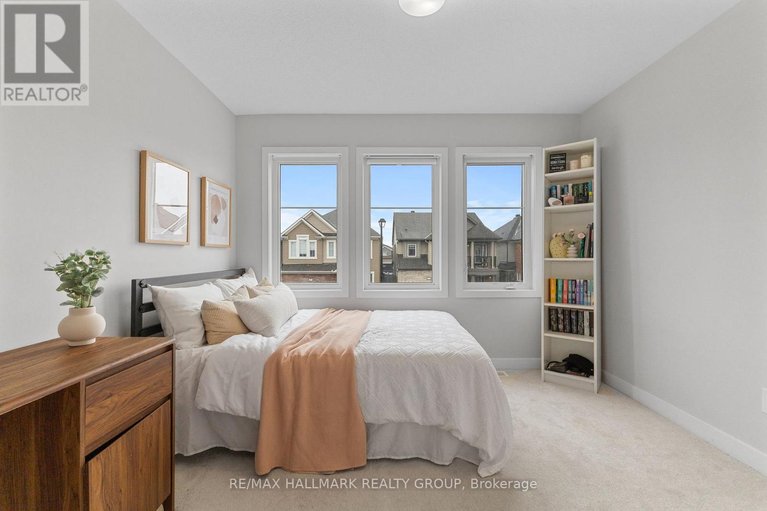 29621623/1015-cottontail-walk/avalon-west/ottawa/ontario/K4A5H7_19