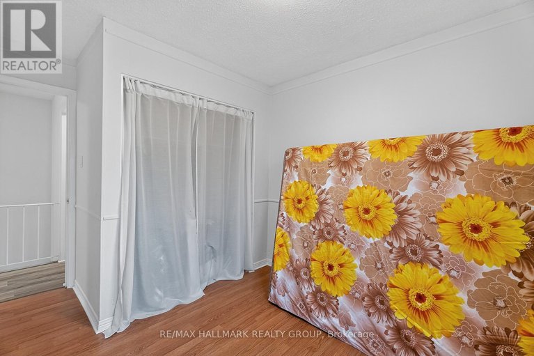 29121975/26-837-eastvale-drive/beaconwood/ottawa/ontario/K1J7T5_27