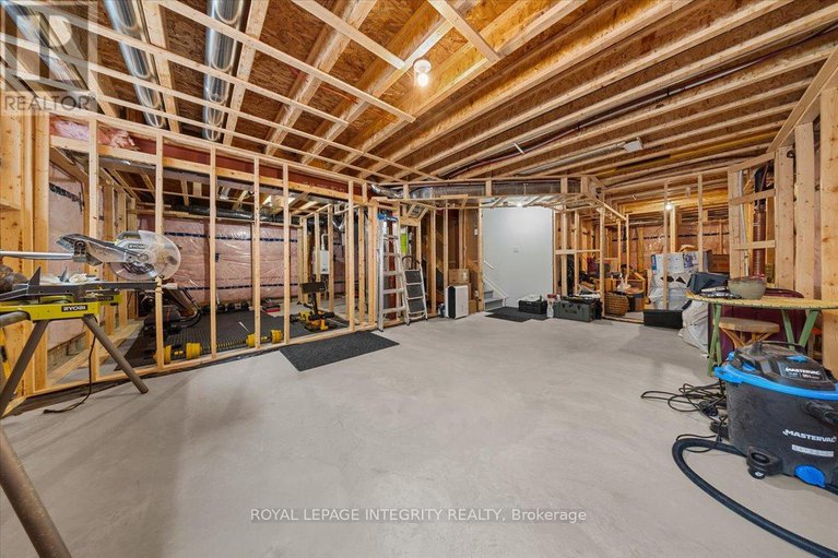 29357054/772-cappamore-drive/half-moon-bay/ottawa/ontario/K2J6V6_41