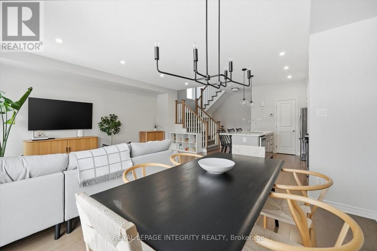 29307489/518-stadacone-row/camelot/ottawa/ontario/K4A1J8_14