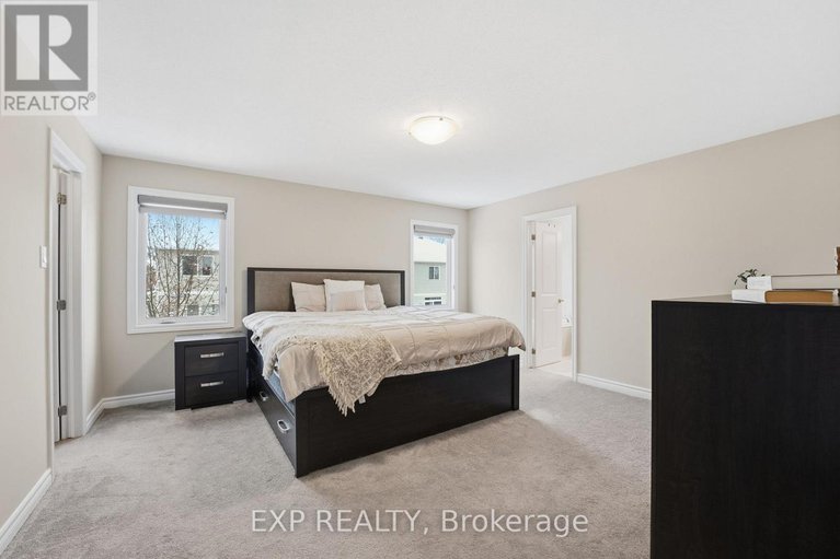 29383011/118-discovery-crescent/stittsville-north/ottawa/ontario/K2S0Z9_34