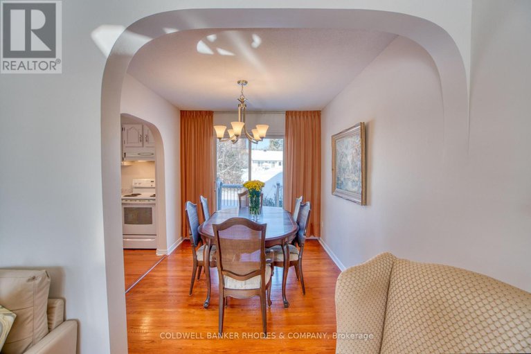 29327357/1947-conrad-avenue/urbandale-acres/ottawa/ontario/K1H6V7_10