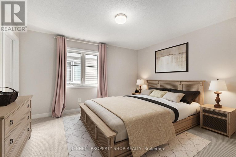 28055721/639-terrier-circle/goulbourn-twp-from-franktown-rdsouth-to-rideau/ottawa/ontario/K0A2Z0_19