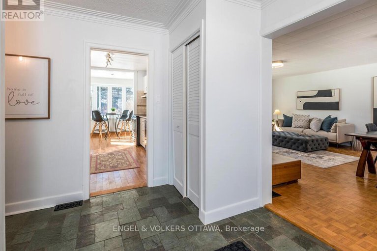 29358841/878-dunlevie-avenue/mckellar-heightsglabar-park/ottawa/ontario/K2A2Z4_7