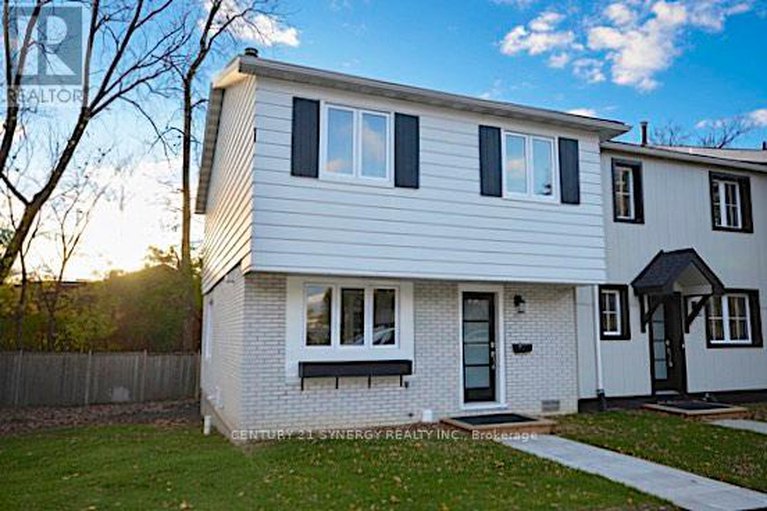 29092307/34-660-hochelaga-street/carson-meadows/ottawa/ontario/K1K2E9_2