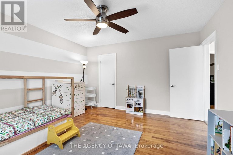 28490663/659-alesther-street/overbrookcastle-heights/ottawa/ontario/K1K1H8_18