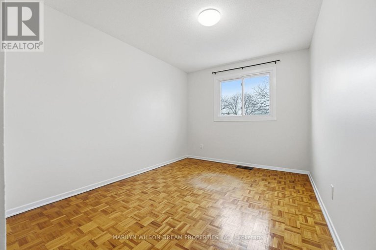 29176500/54-403-miranda-private/carson-meadows/ottawa/ontario/K1K3Y2_21