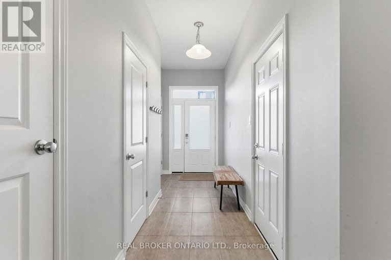 29364228/532-fawn-valley-private/blossom-parkkemp-parkfindlay-creek/ottawa/ontario/K1T0W5_2