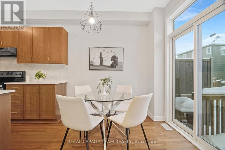 29350506/918-kilbirnie-drive/half-moon-bay/ottawa/ontario/K2J6G2_14