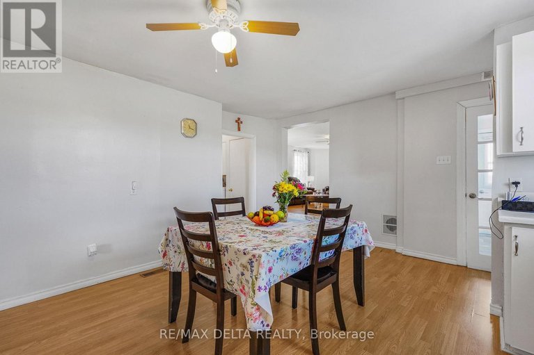 29639068/3697-etienne-road/cumberland-west/ottawa/ontario/K0A3E0_12