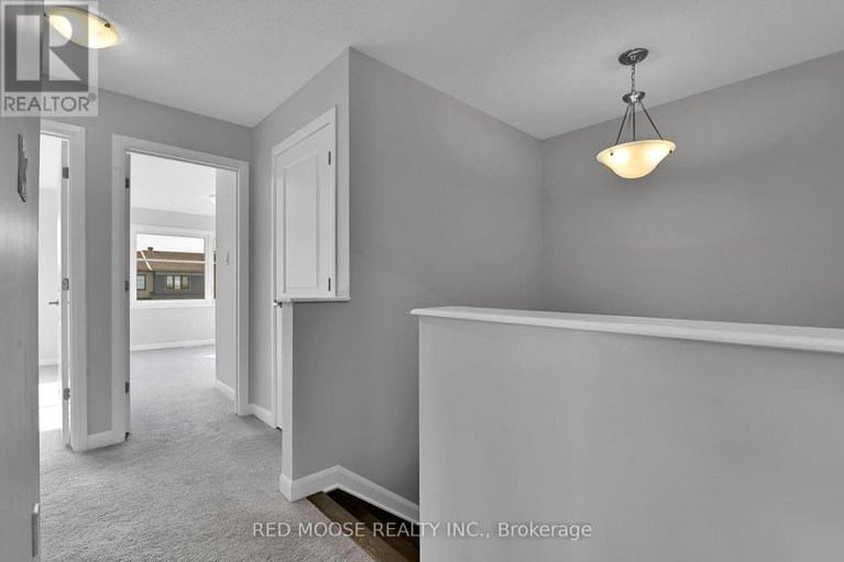 28987849/833-dynasty-street/avalon-east/ottawa/ontario/K4A5L4_29