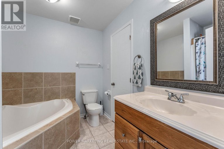 29015109/783-nesting-way/fallingbrookgardenway-south/ottawa/ontario/K4A3X6_36