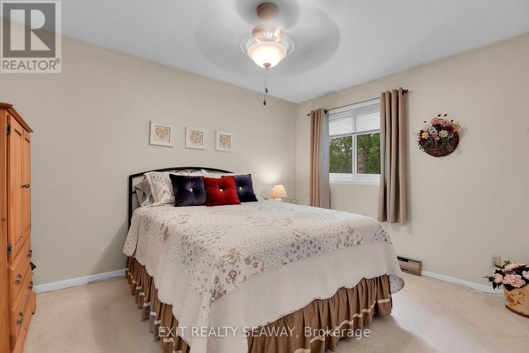 28431917/38-spruce-street/ingleside/south-stormont/ontario/K0C1M0_18