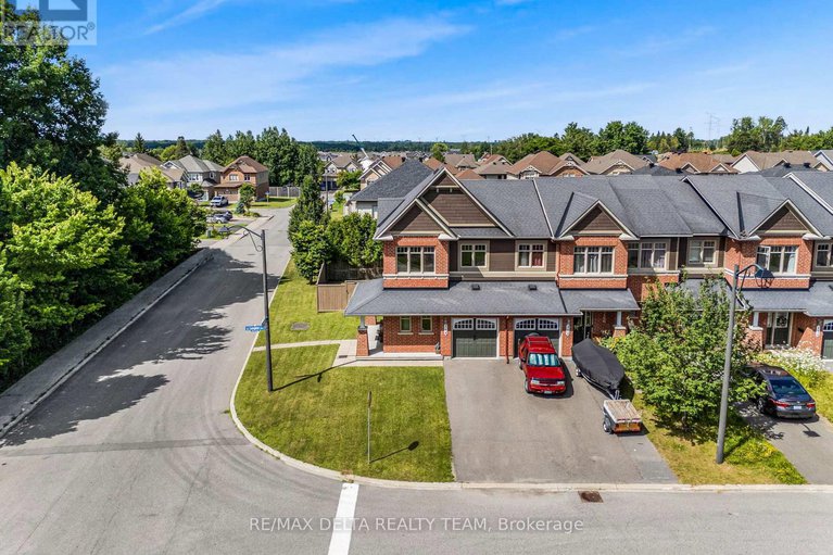 28643718/564-langelier-avenue/mer-bleuebradley-estatesanderson-park/ottawa/ontario/K1W0E7_33