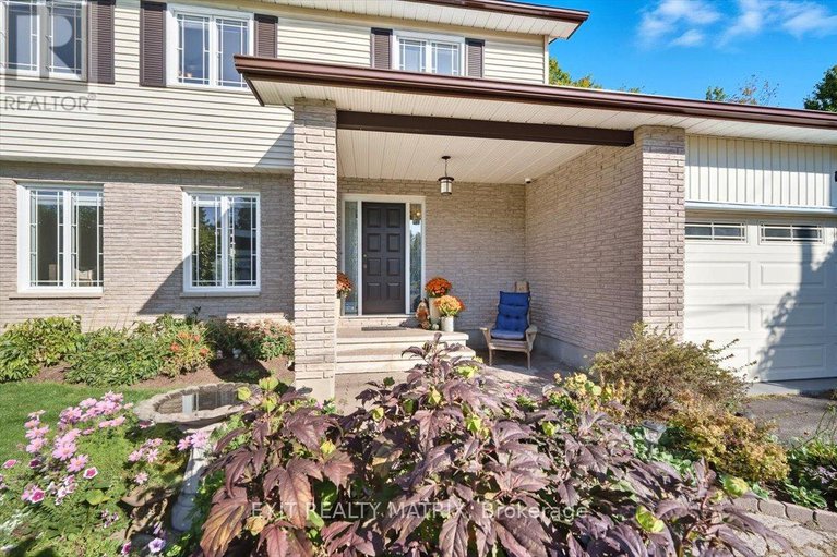 28933679/159-dunlop-crescent/village-of-russell/russell/ontario/K4R1B3_3