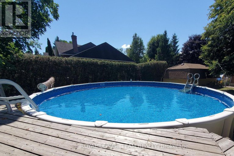 28910635/5239-mclean-crescent/manotick-long-island-nicholls-island/ottawa/ontario/K4M1G1_48