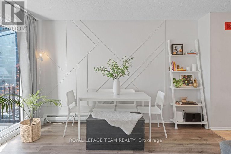 29371239/212-316-savard-avenue/vanier/ottawa/ontario/K1L7S2_11