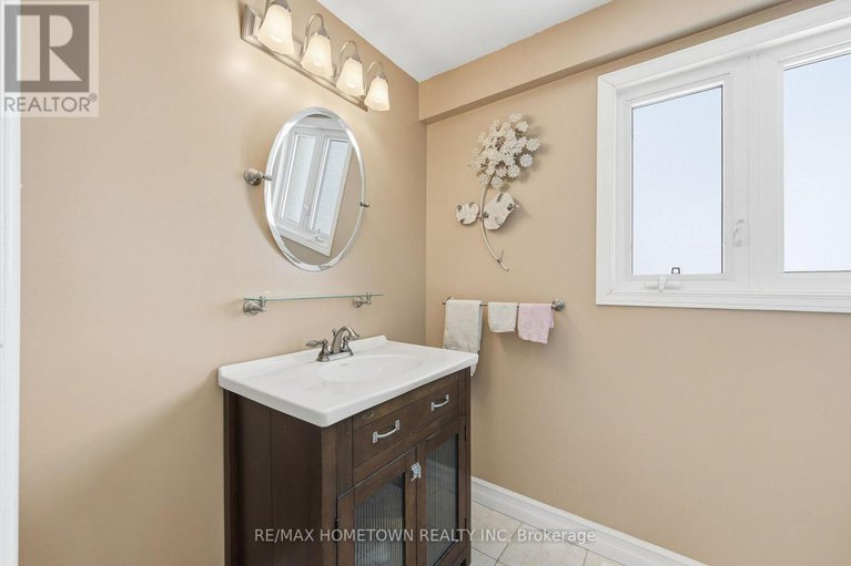 29430737/12-fairholme-drive/south-dundas-williamsburgh-twp/south-dundas/ontario/K0C1X0_30