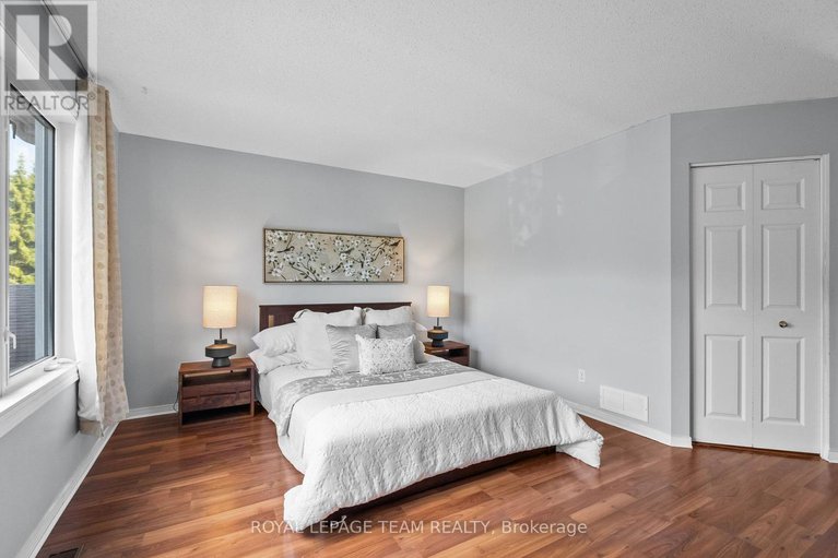 28867147/16-baton-court/katimavik/ottawa/ontario/K2L4C8_16