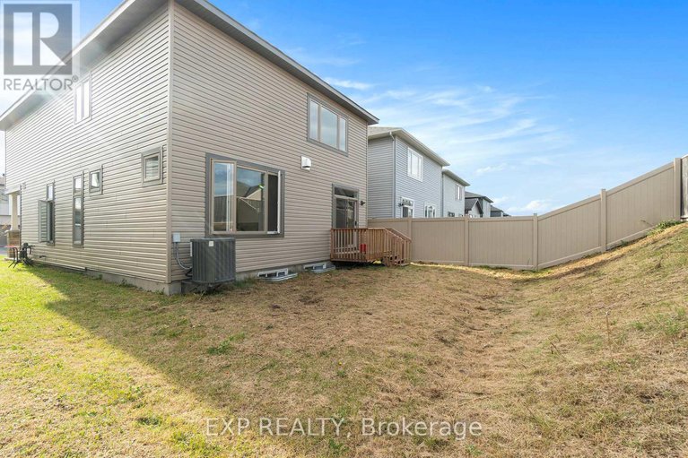 29022557/616-enclave-lane/town-of-rockland/clarence-rockland/ontario/K4K0M8_34