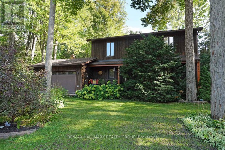 28857388/5498-edgewater-drive/manotick-east-to-manotick-station/ottawa/ontario/K4M1B4_2