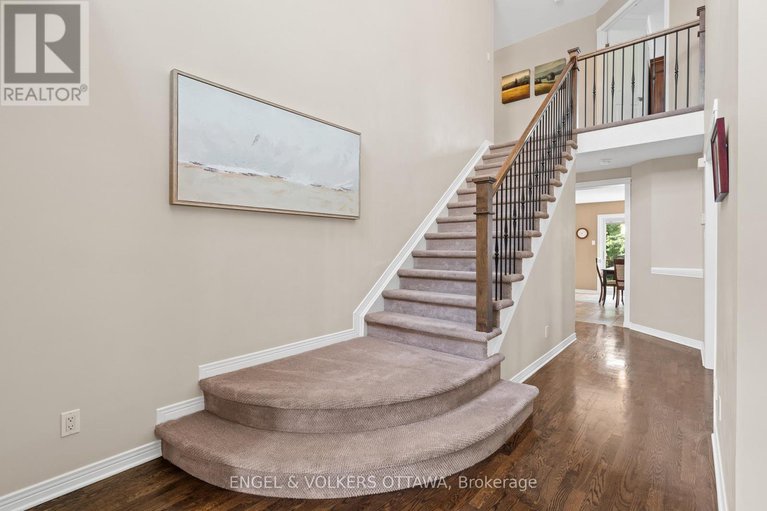 28648158/804-covehead-crescent/riverside-southgloucester-glen/ottawa/ontario/K1V1M3_21