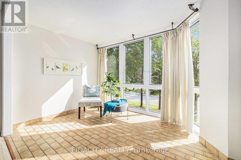 28384635/205-960-teron-road/beaverbrook/ottawa/ontario/K2K2B6_10