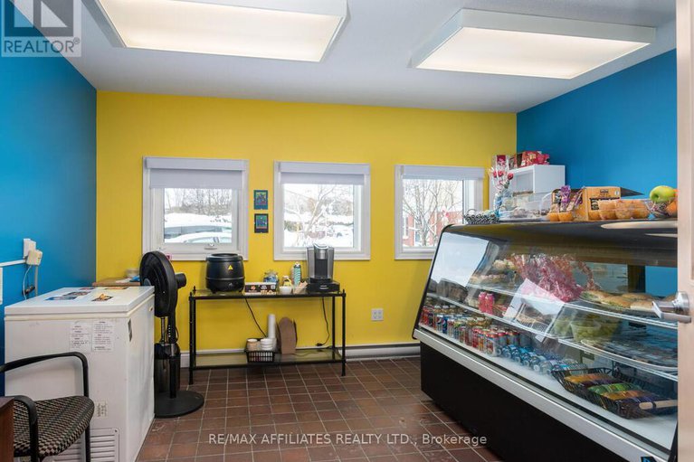 28469653/230-848-seyton-drive/westcliffe-estates/ottawa/ontario/K2H9G6_34