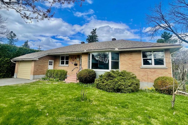 29689424/1421-palen-avenue/alta-vista/ottawa/ontario/K1H7E6_17