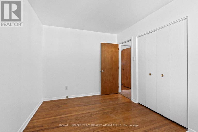 28867899/3-domus-crescent/lynwood-village/ottawa/ontario/K2H6A3_21