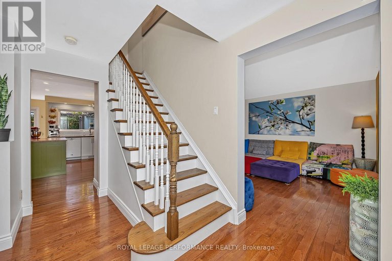 29100825/3084-lemay-circle/town-of-rockland/clarence-rockland/ontario/K4K1A9_20