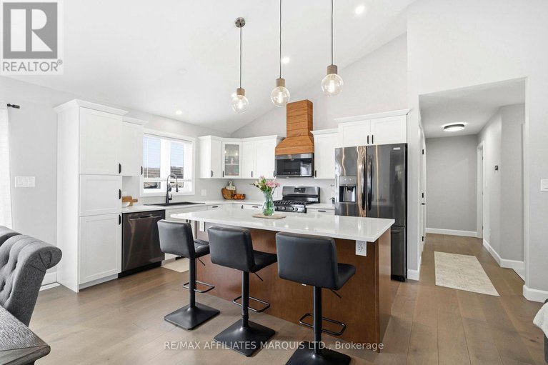 29382188/6836-james-crescent/south-glengarry-charlottenburgh-twp/south-glengarry/ontario/K0C2E0_14