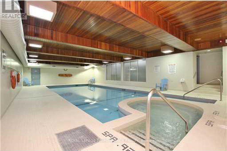 28302489/1701-470-laurier-avenue-w/ottawa-centre/ottawa/ontario/K1R7W9_32