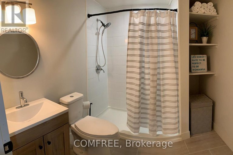 28417378/819-tewin-circle/camelot/ottawa/ontario/K4A1K2_17