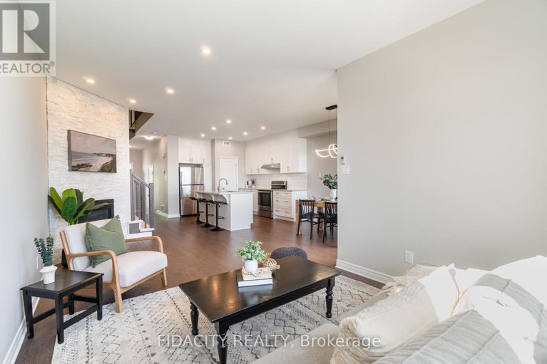 28939725/508-bulat-court/stittsville-north/ottawa/ontario/K2S0X6_5