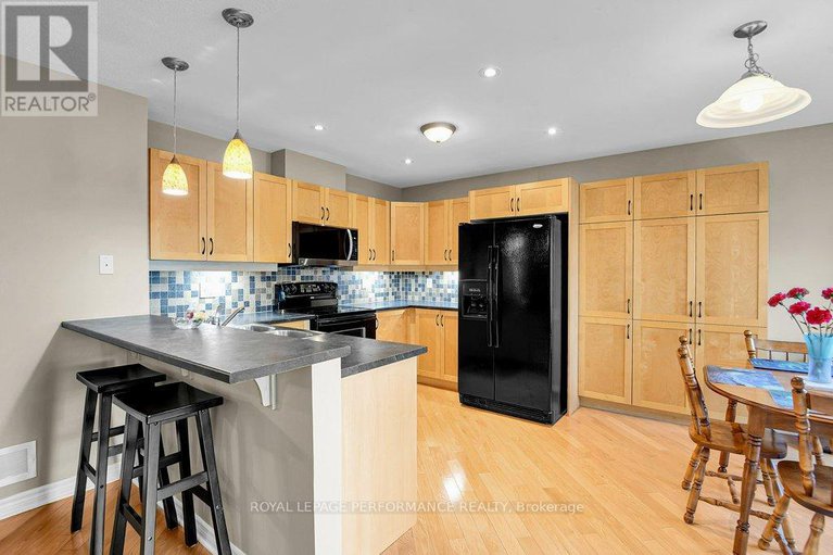28983918/229-mistral-way/stittsville-north/ottawa/ontario/K2S0G7_13