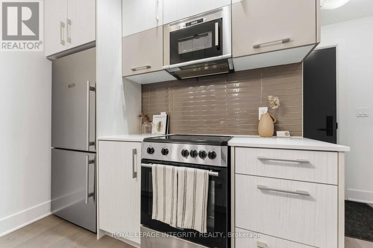 29608375/1007-255-bay-street/ottawa-centre/ottawa/ontario/K1R0C5_6