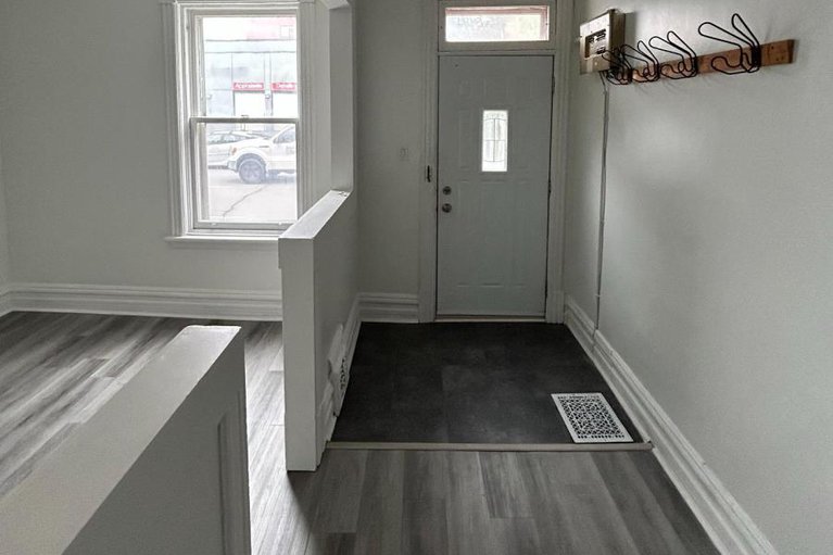 29100389/308-cumberland-street/lower-townbyward-market/ottawa/ontario/K1N7H9_2