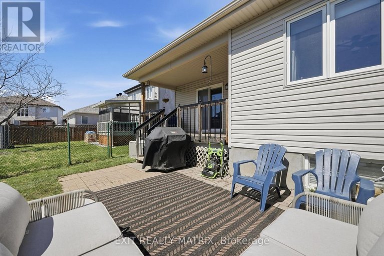 29681482/129-abbey-crescent/village-of-russell/russell/ontario/K4R1A1_38