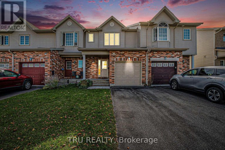 28989058/214-arrita-street-e/emerald-meadowstrailwest/ottawa/ontario/K2S0J7_1